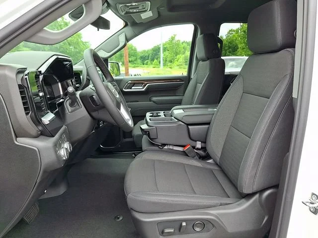 New 2026 Summit White GMC SLE image 13