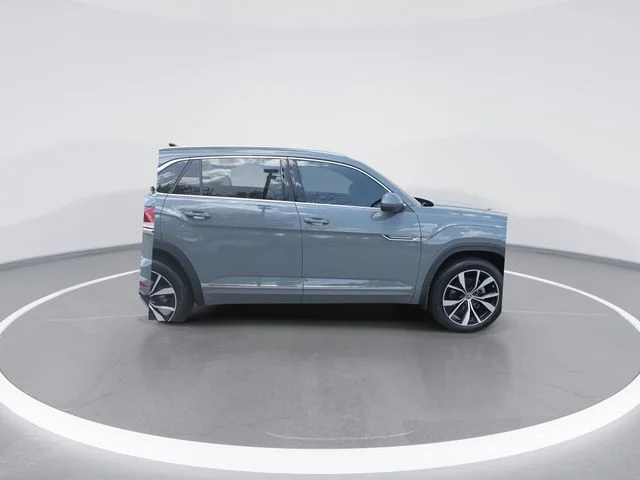 Used 2025 Gray Volkswagen 2.0T SEL Premium R-Line image 9