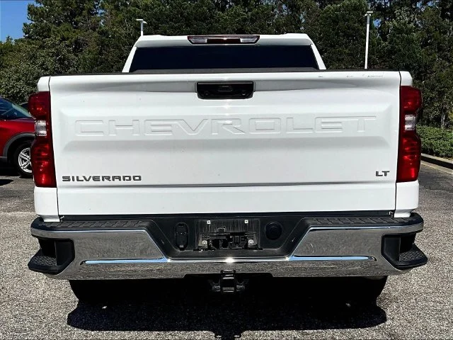 Used 2026 White Chevrolet LT image 5