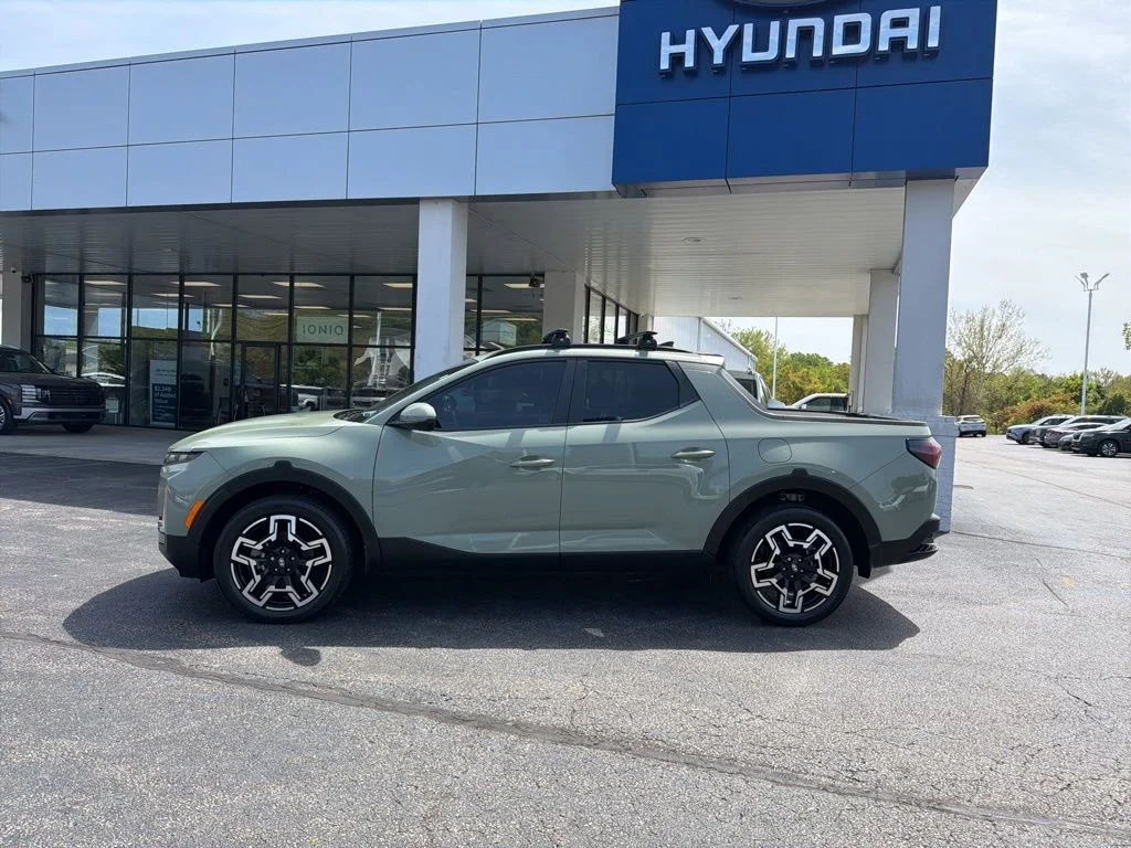 Used 2025 Sage Gray Hyundai Limited image 2