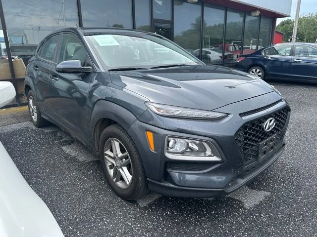 Certified Used 2019 Gray Hyundai SE image 1