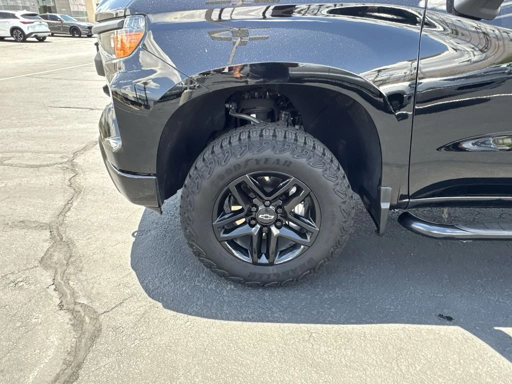 Used 2024 Black Chevrolet Custom Trail Boss image 33