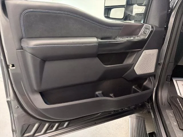 New 2026 Carbonized Gray Metallic Ford F-250® Platinum® image 28
