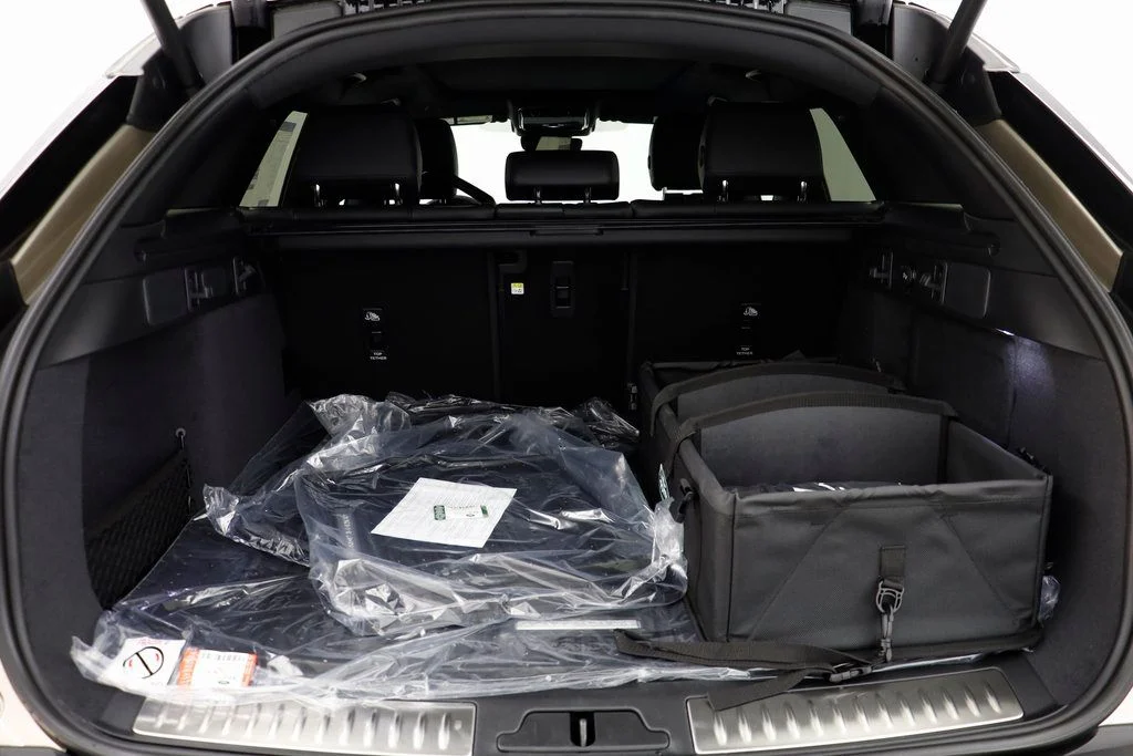 New 2026 Gold Land Rover Dynamic SE image 17