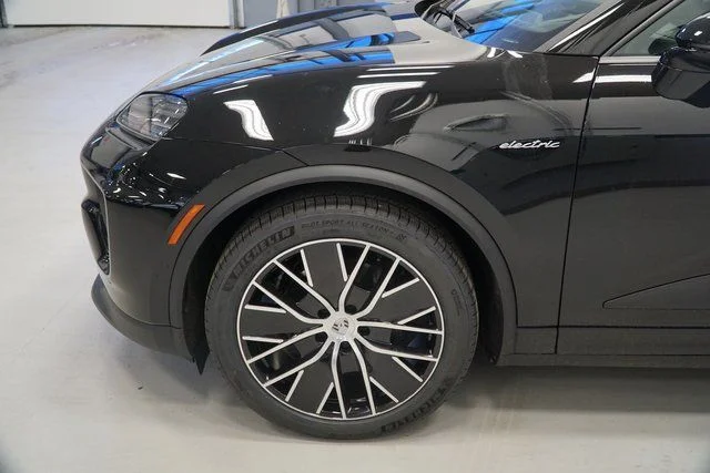 2026 Porsche Macan Base - Photo 16