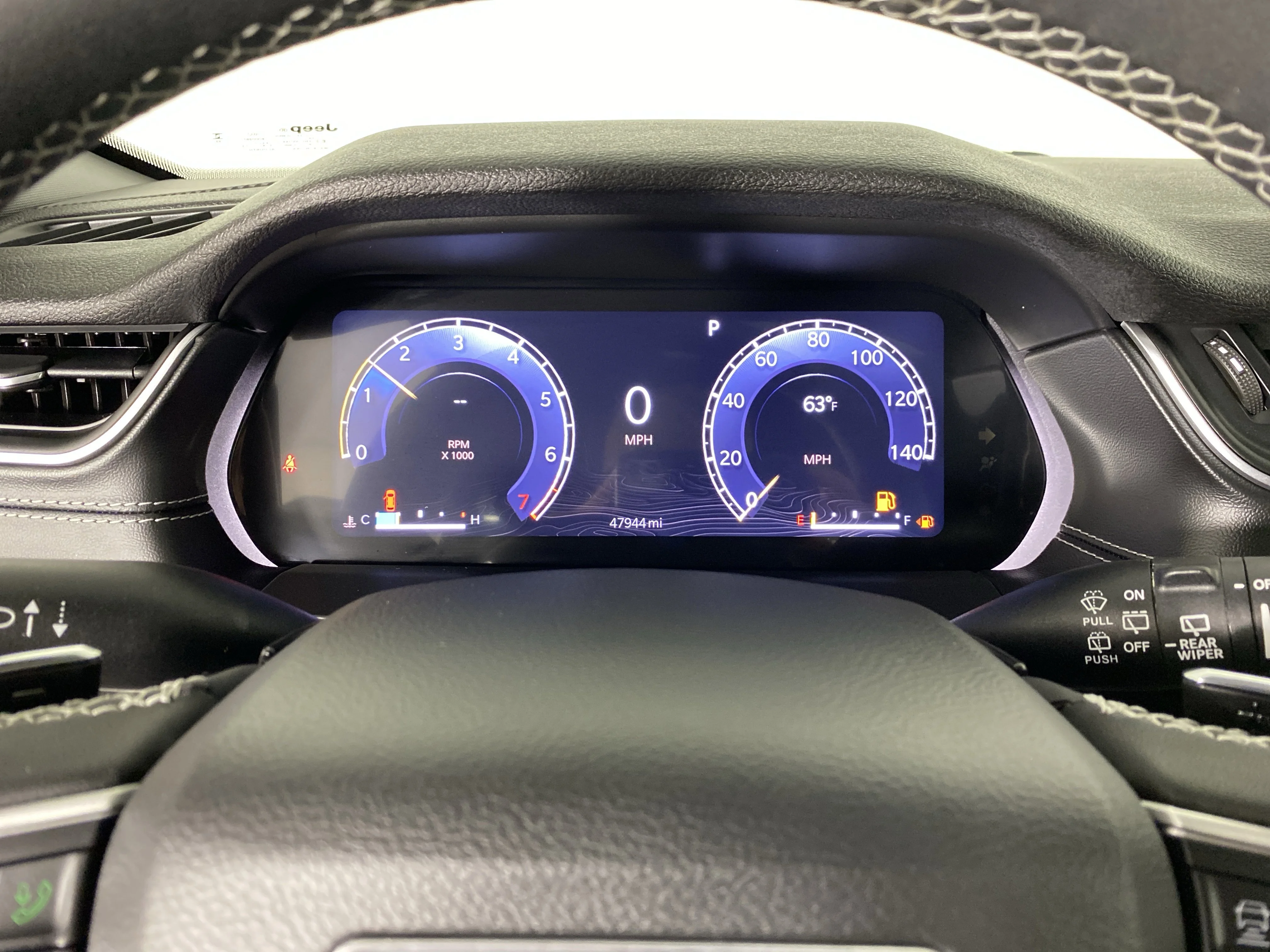 Used 2023 Diamond Black Crystal Pearlcoat Jeep Altitude image 22