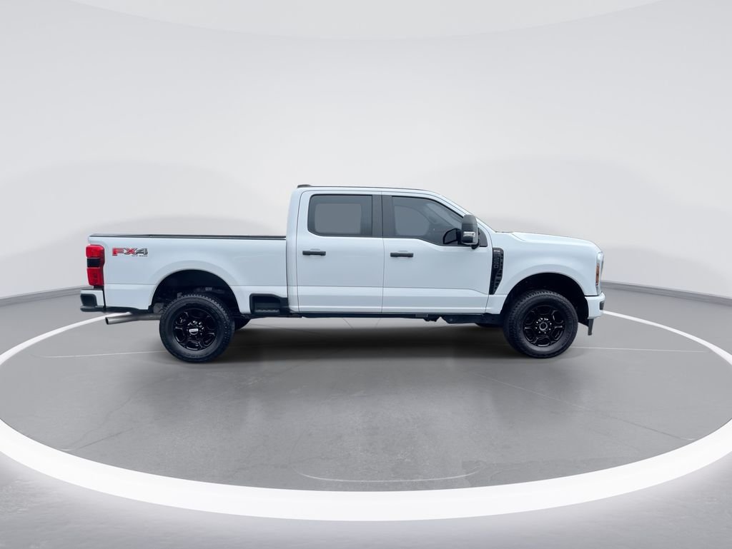 Used 2024 White Ford XL image 9