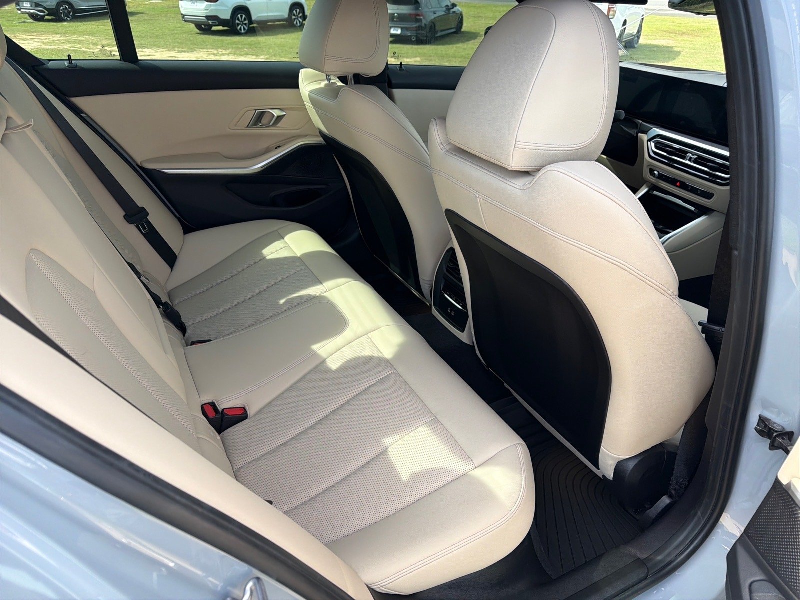 Used 2024 Gray BMW 330e image 20
