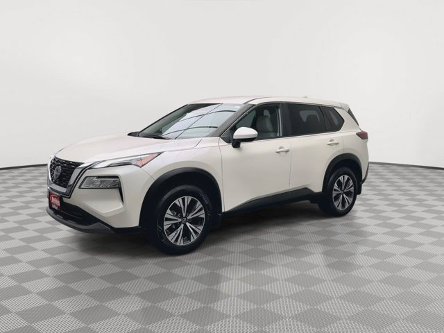 Used 2023 Pearl White Tricoat Nissan SV image 30