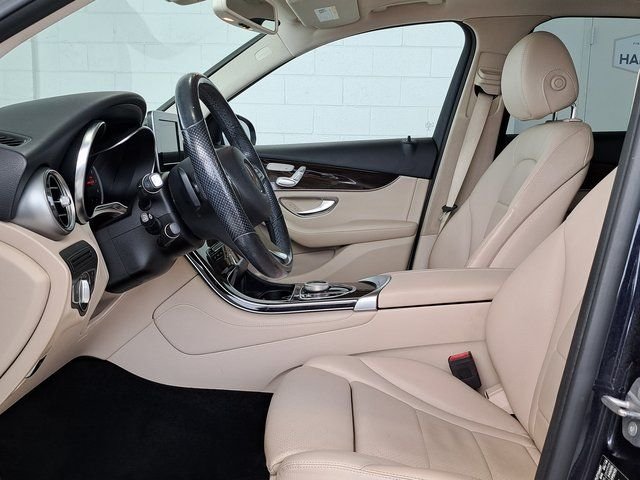 Used 2019  Mercedes-Benz GLC 300 image 22