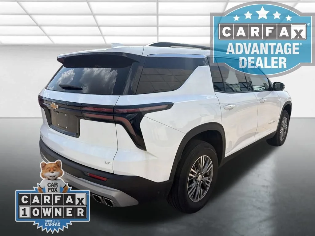 Used 2024 Summit White Chevrolet LT image 2