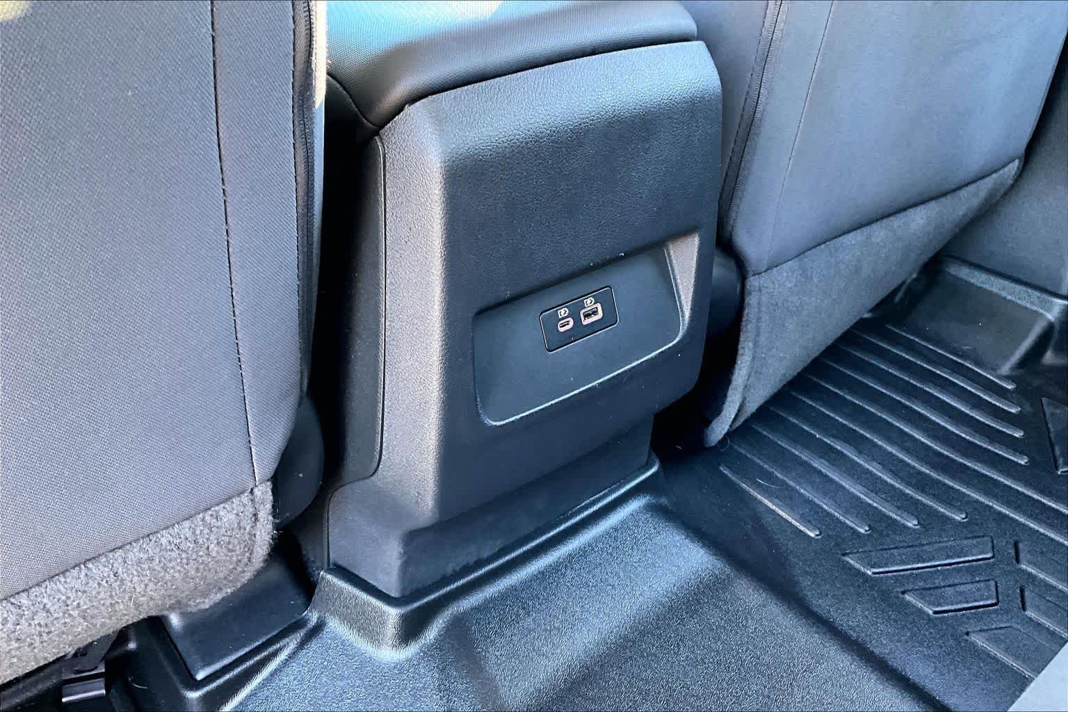 Used 2023 Deep Blue Pearl Nissan SV image 33
