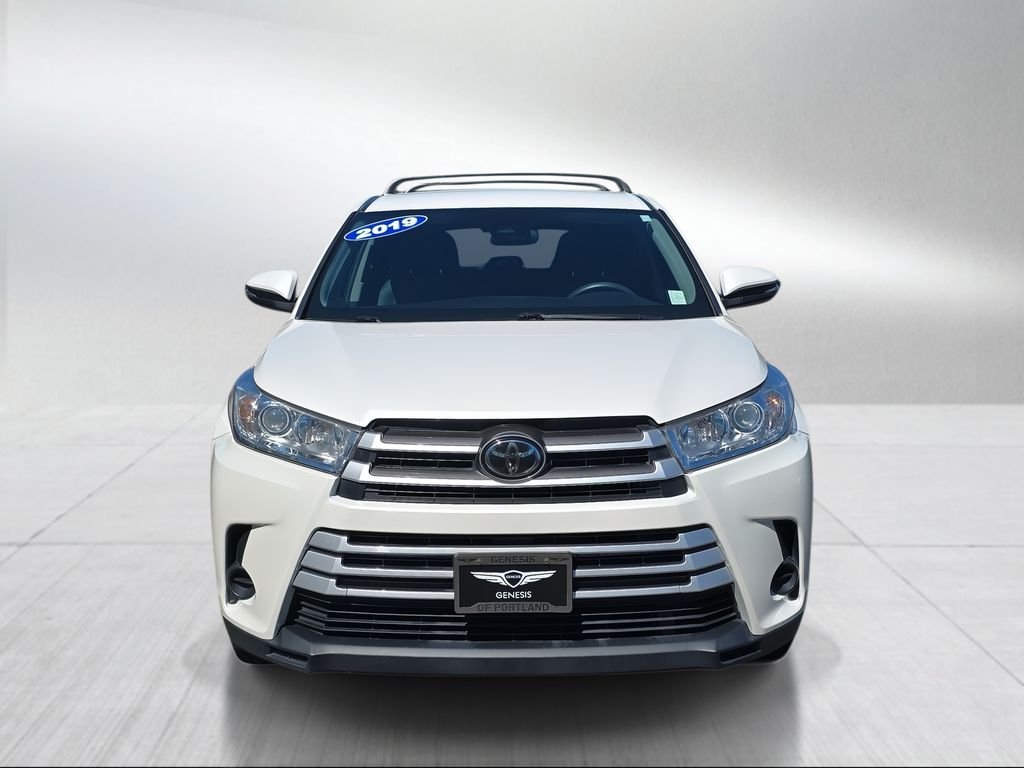 Used 2019 Blizzard Pearl Toyota LE image 8