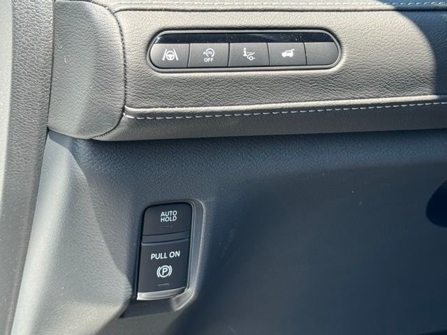 New 2026 RADIANT WHITE INFINITI Luxe 2WD image 19