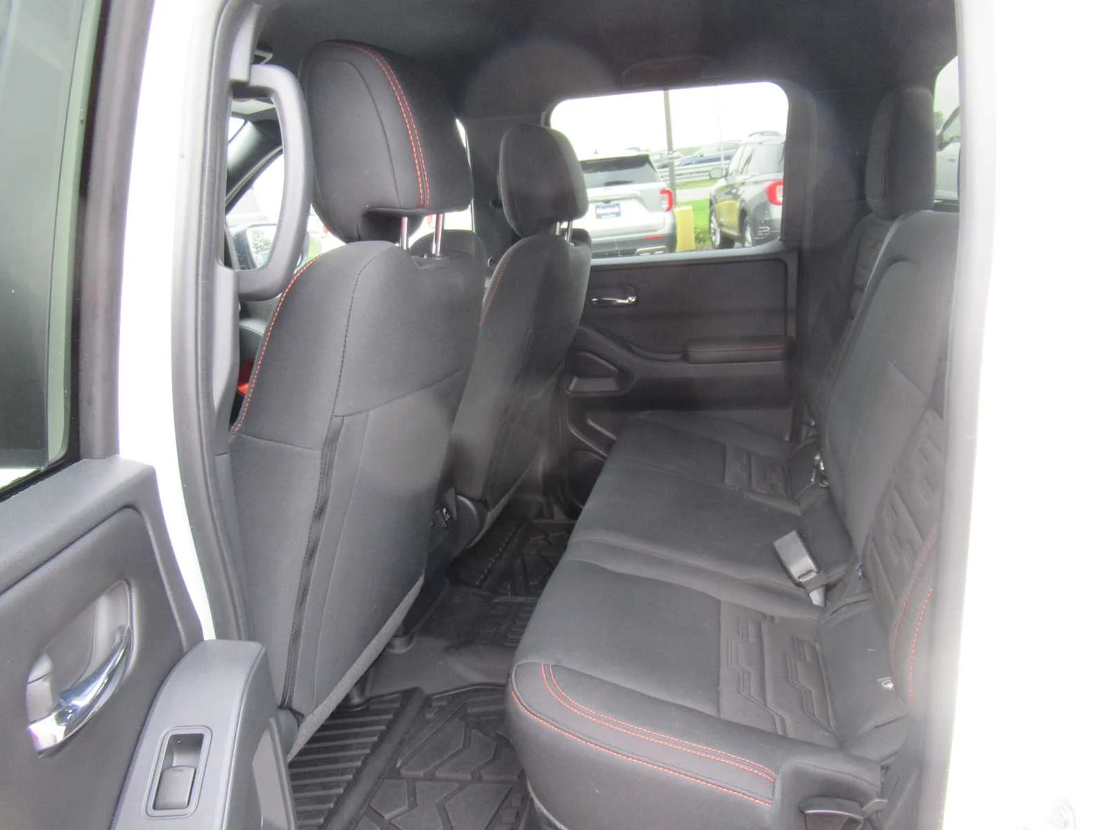 Used 2025 Glacier White Nissan PRO-4X image 22