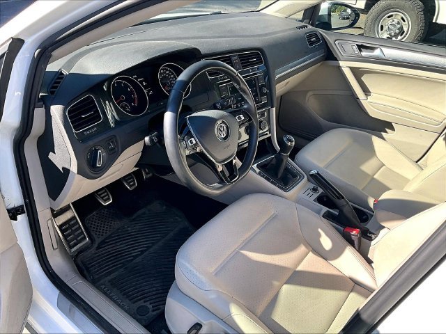Used 2019 Pure White Volkswagen TSI S image 8