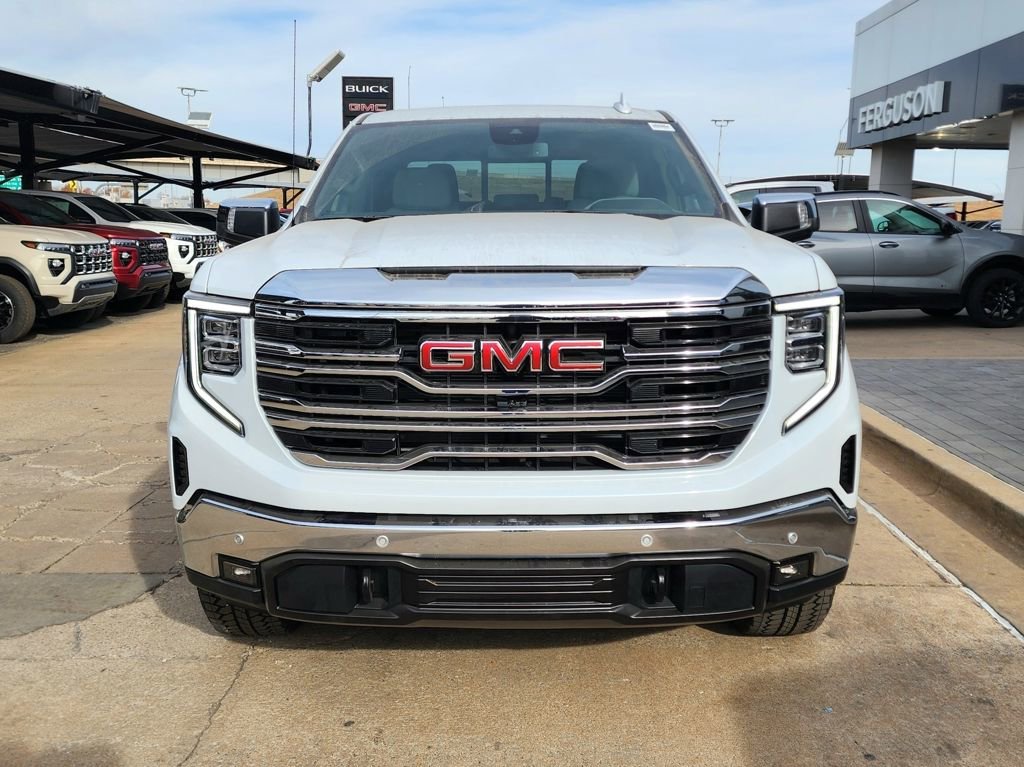 2026 GMC Sierra 1500 SLT - Photo 9