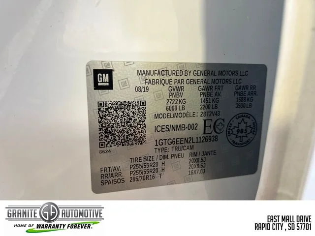 Used 2020 White GMC Denali image 24
