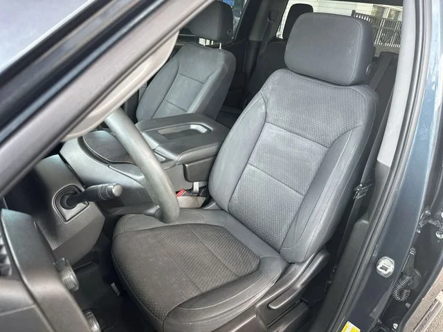 Used 2020 Gray Chevrolet Custom image 12