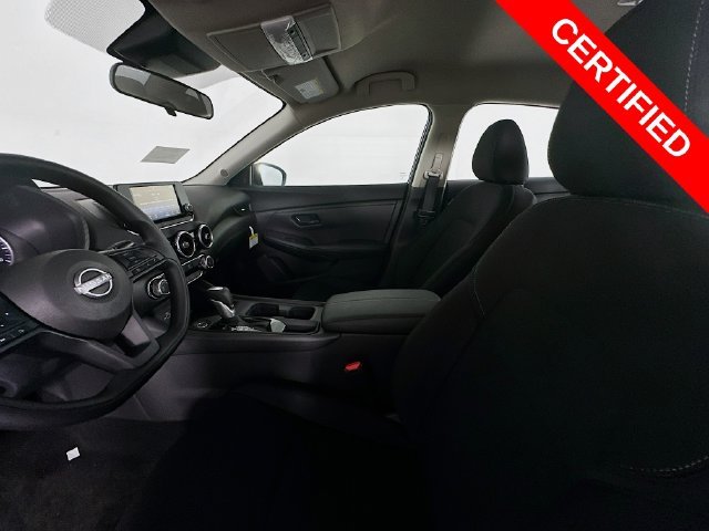 Certified Used 2025 White Nissan S image 22