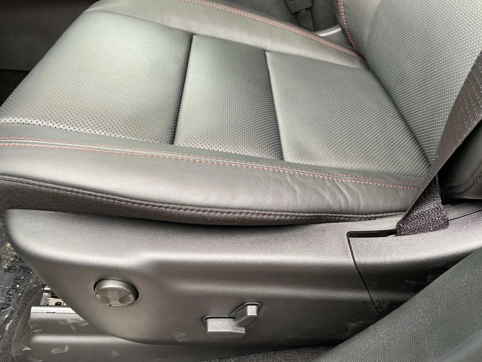 New 2026 Vapor Gray Exterior Paint Dodge GT Plus image 11