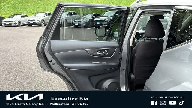 Used 2019 Gray Nissan SV image 22