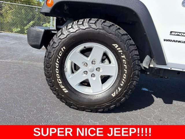 Used 2017 Bright White Clea Jeep Sport image 9