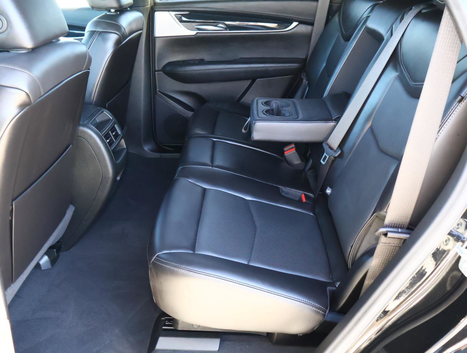 Used 2025 Stellar Black Metallic Cadillac Premium Luxury image 24