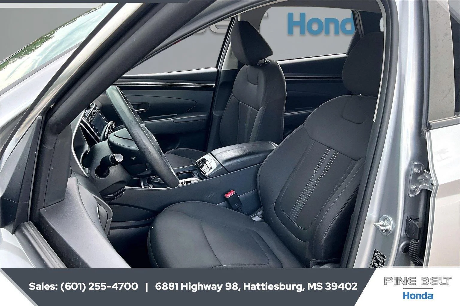 Used 2024 Shimmering Silver Hyundai SEL image 18