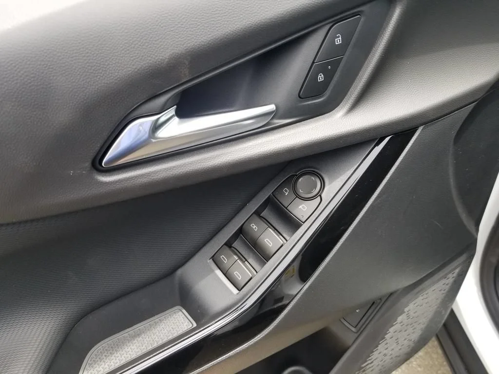 2026 Chevrolet Equinox LT - Photo 15