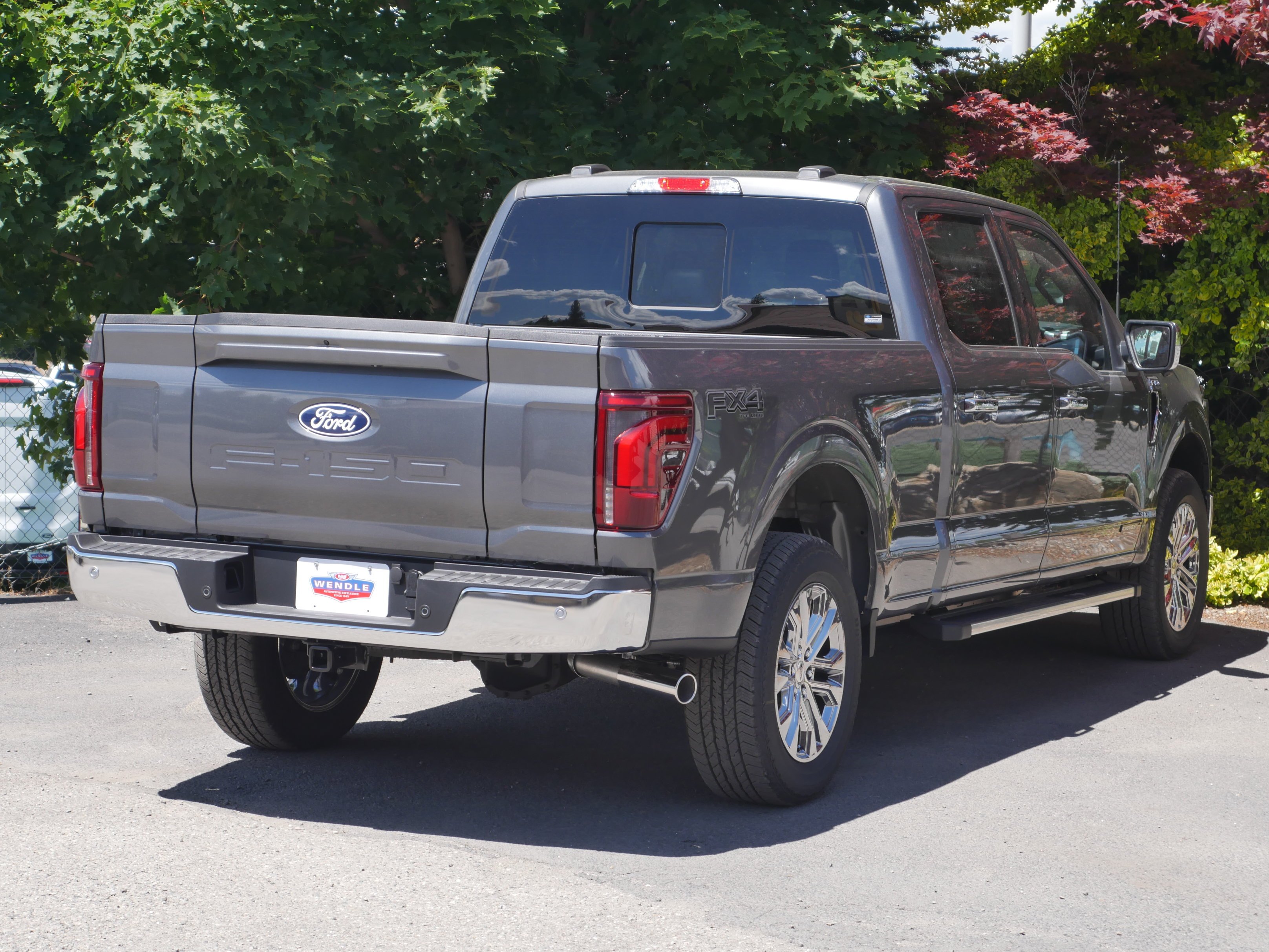 New 2026 Carbonized Gray Metallic Ford Lariat® image 31