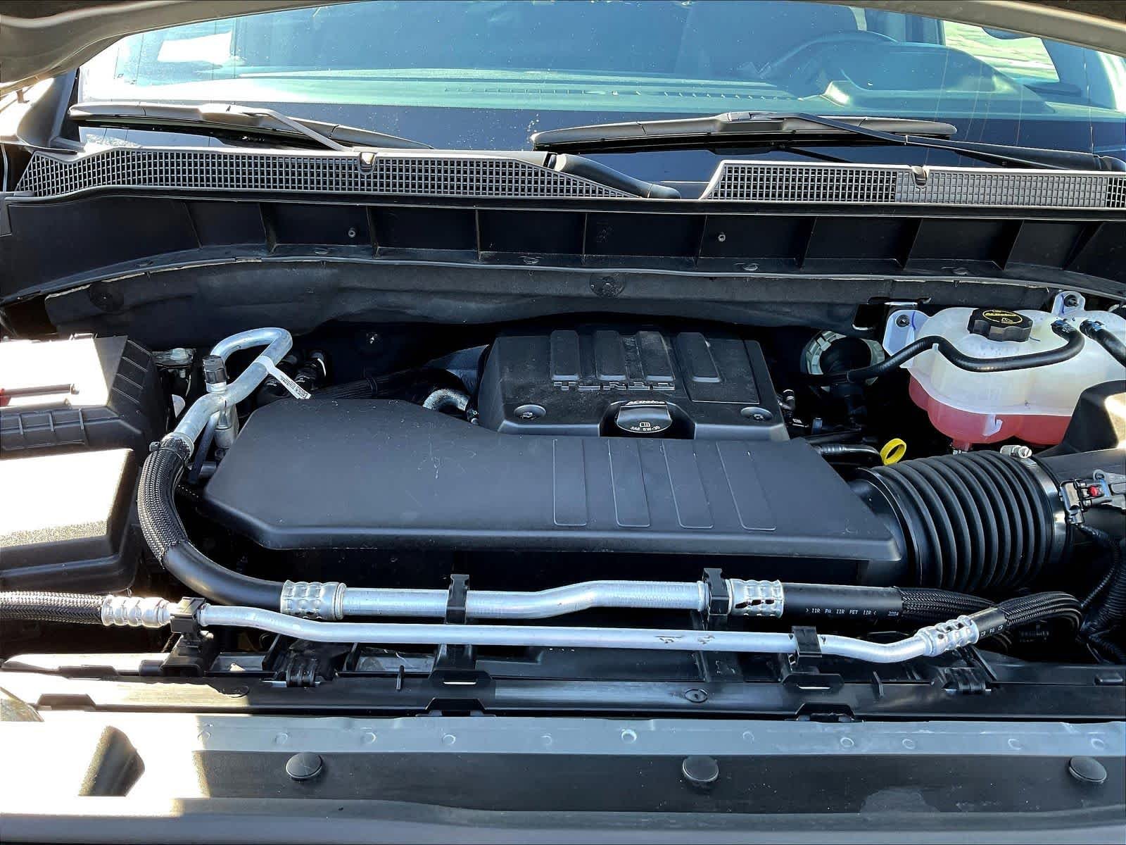 2025 Chevrolet Silverado 1500 LT - Photo 33