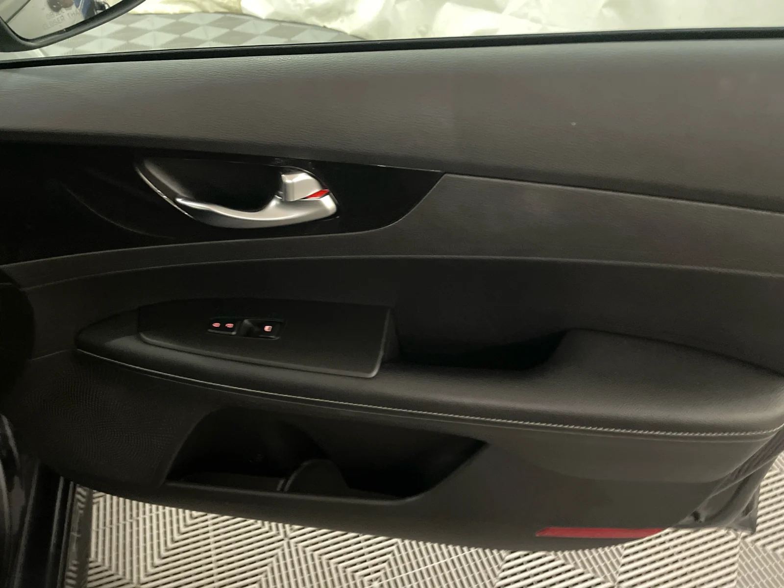 Used 2022 Gravity Gray Kia GT-Line image 25