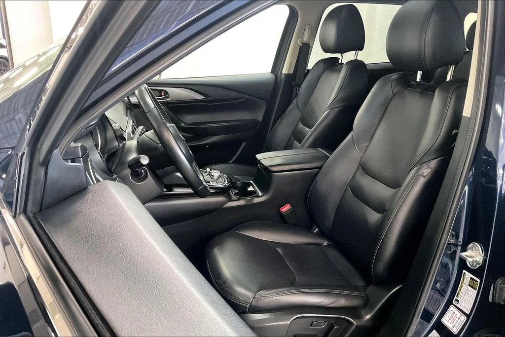 Used 2023 Blue Mazda Touring image 25