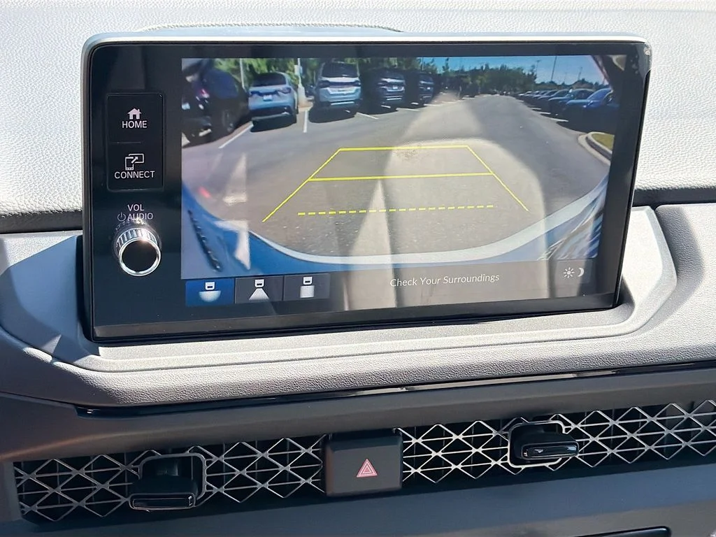 New 2026 Platinum White Pearl Honda LX image 22