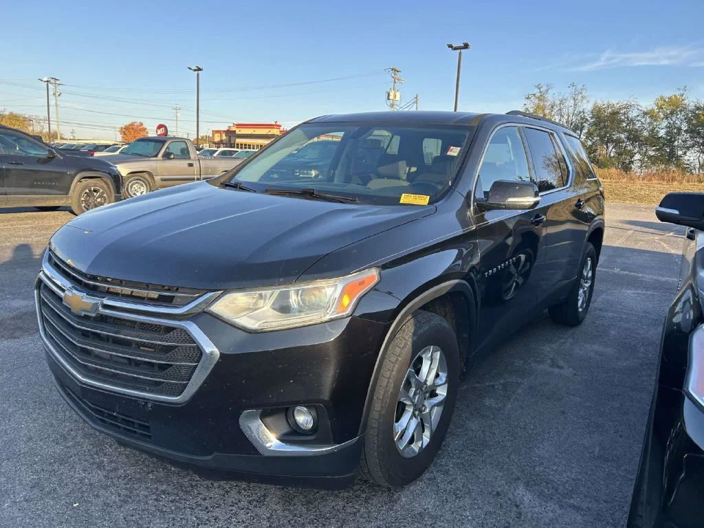 Used 2020 MOSAIC BLACK METALLIC Chevrolet LT Cloth image 6