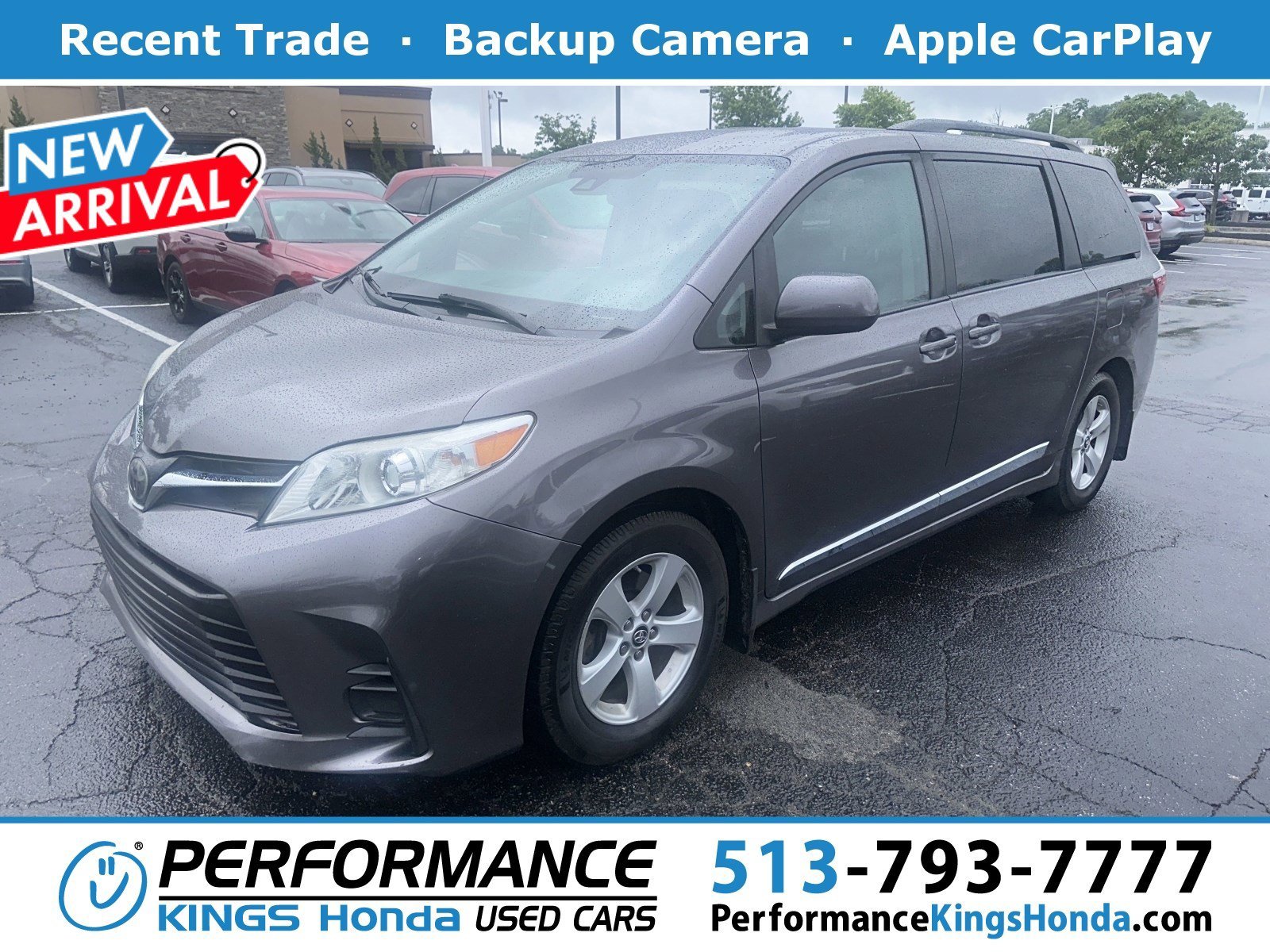 2020 Toyota Sienna LE V6 7-Passenger Access Seat FWD's photo