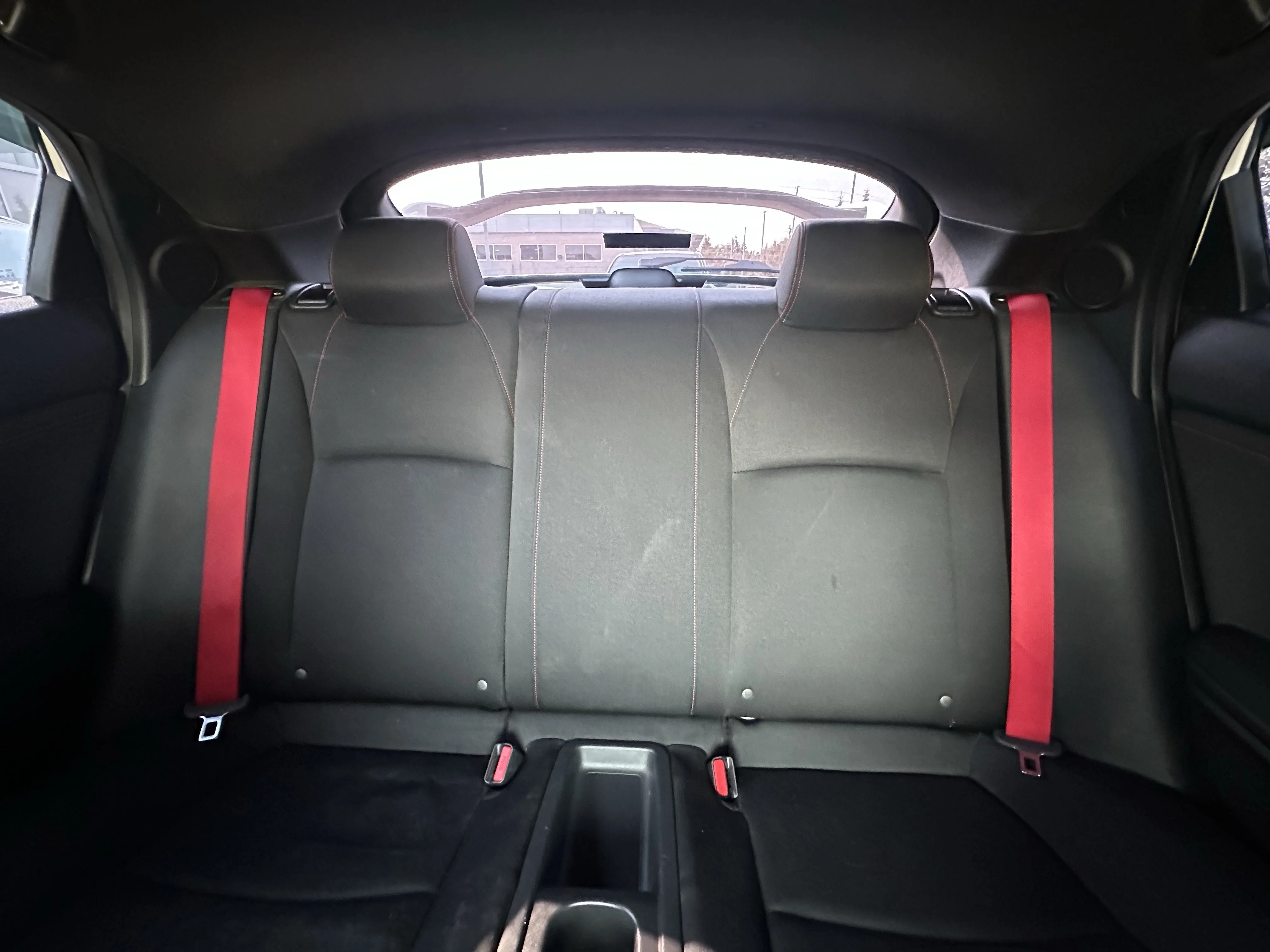 Used 2018 White Honda  image 21