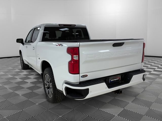 Certified Used 2022 Summit White Chevrolet RST image 3