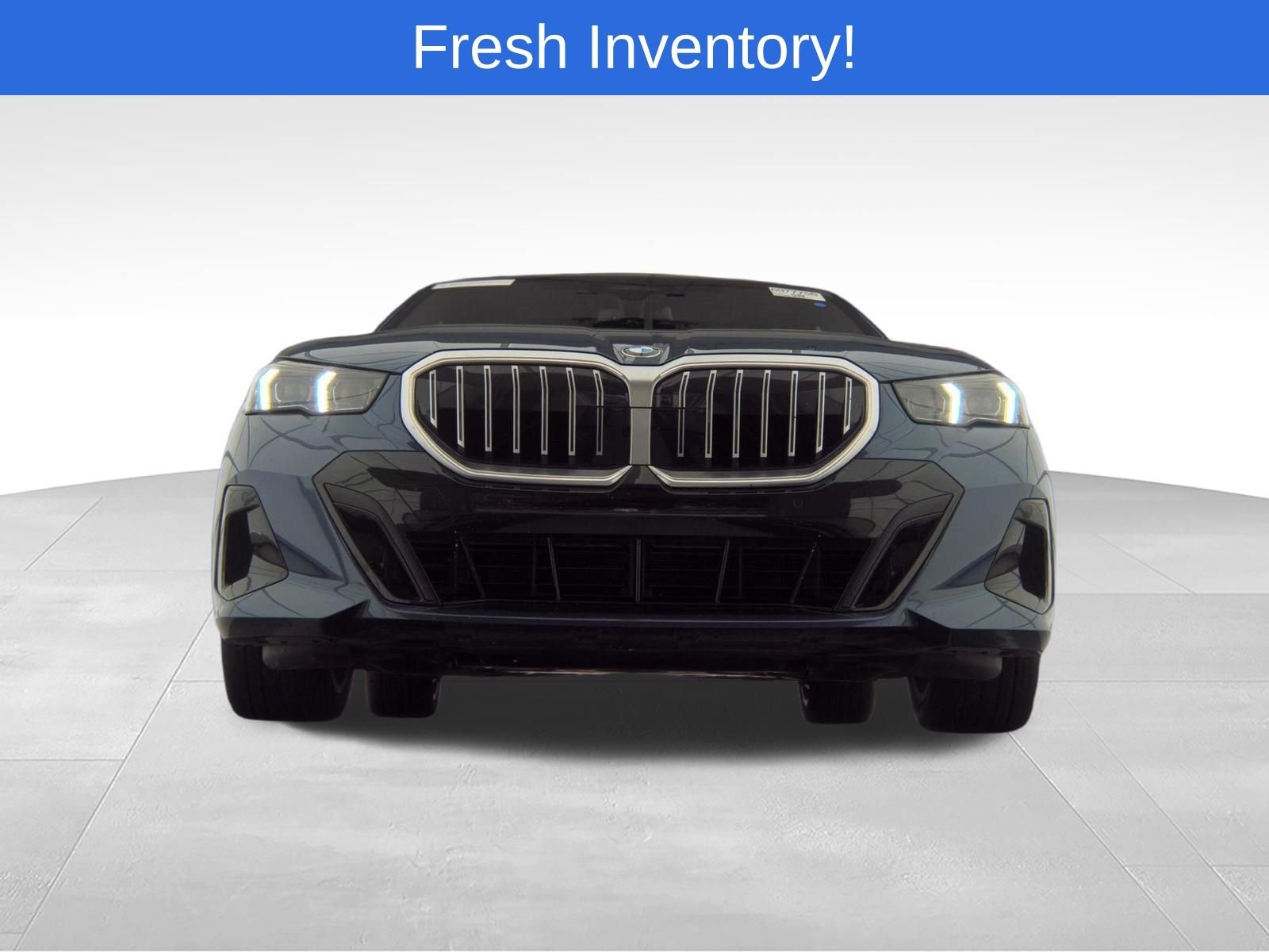 Certified Used 2026 Phytonic Blue Metallic BMW 540i xDrive image 3