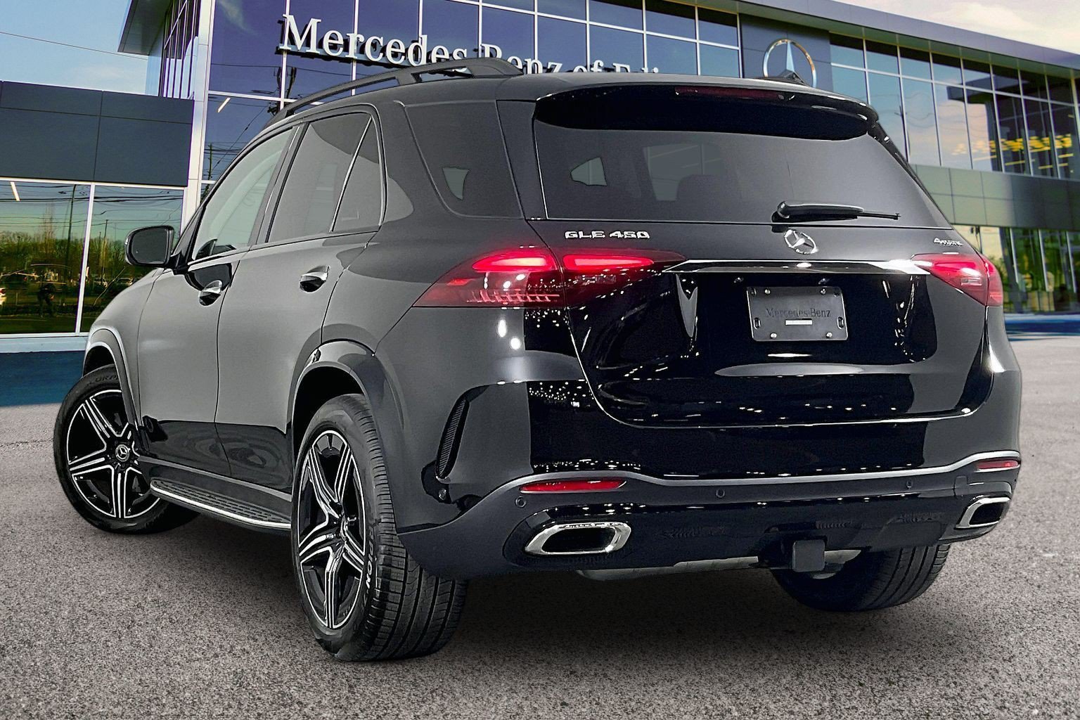 New 2026 Black Mercedes-Benz GLE 450 image 16