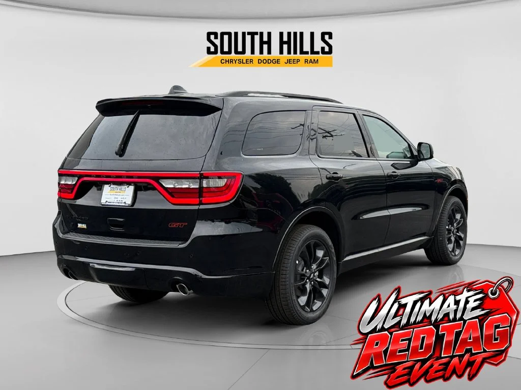 New 2026 Diamond Black Clear-Coat Exterior Paint Dodge GT Plus image 5