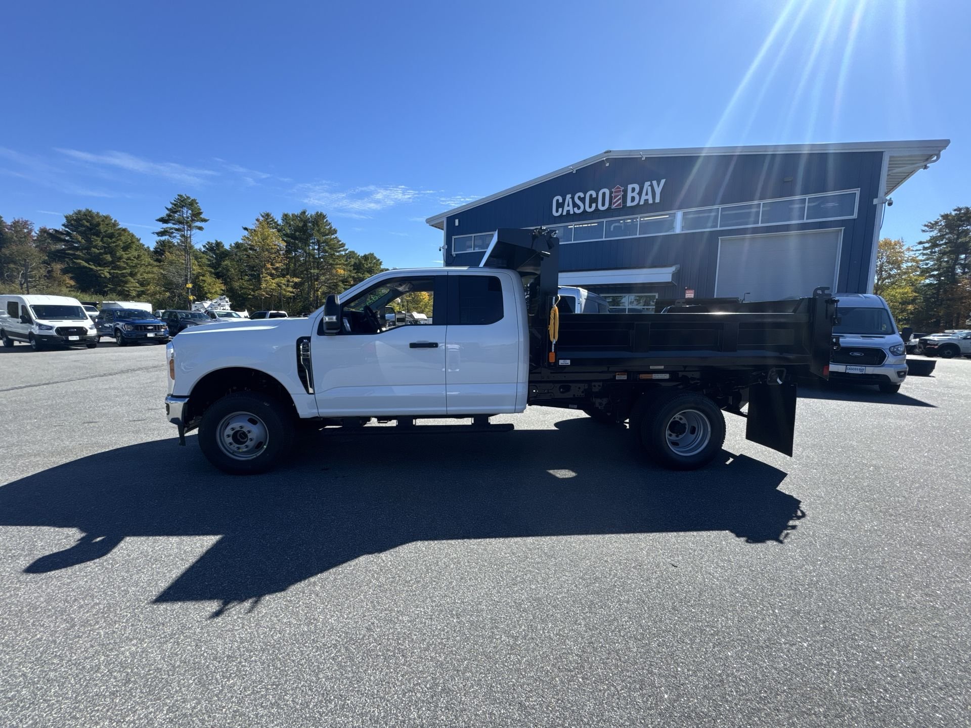 2026 Ford F-350 Super Duty Chassis Cab