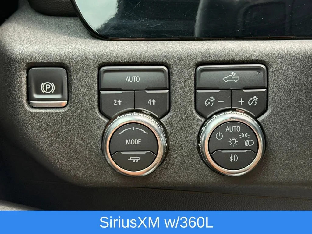 Certified Used 2024 Onyx Black GMC Elevation image 15