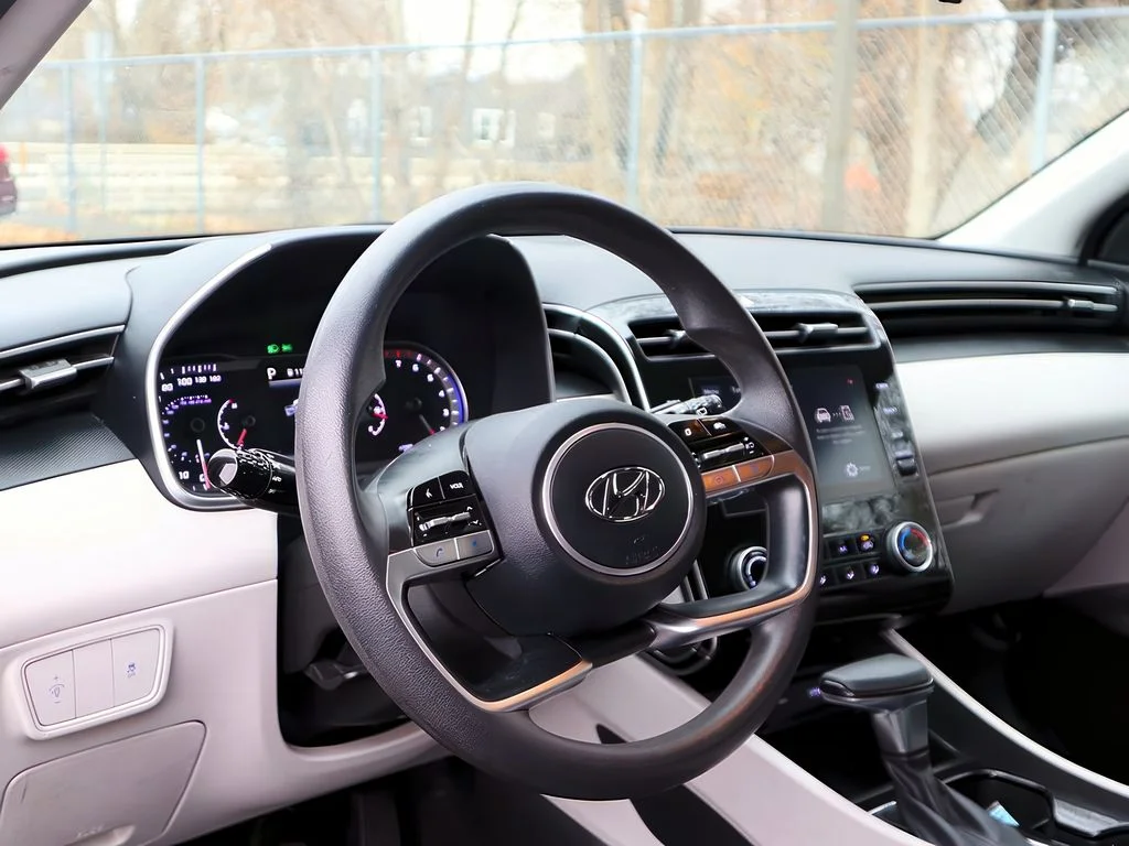 Used 2022 Phantom Black Hyundai SEL image 14