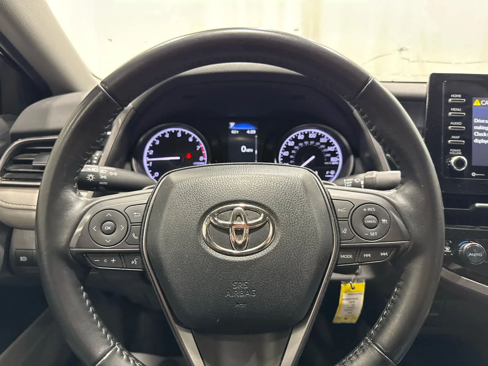 2023 Toyota Camry SE - Photo 22