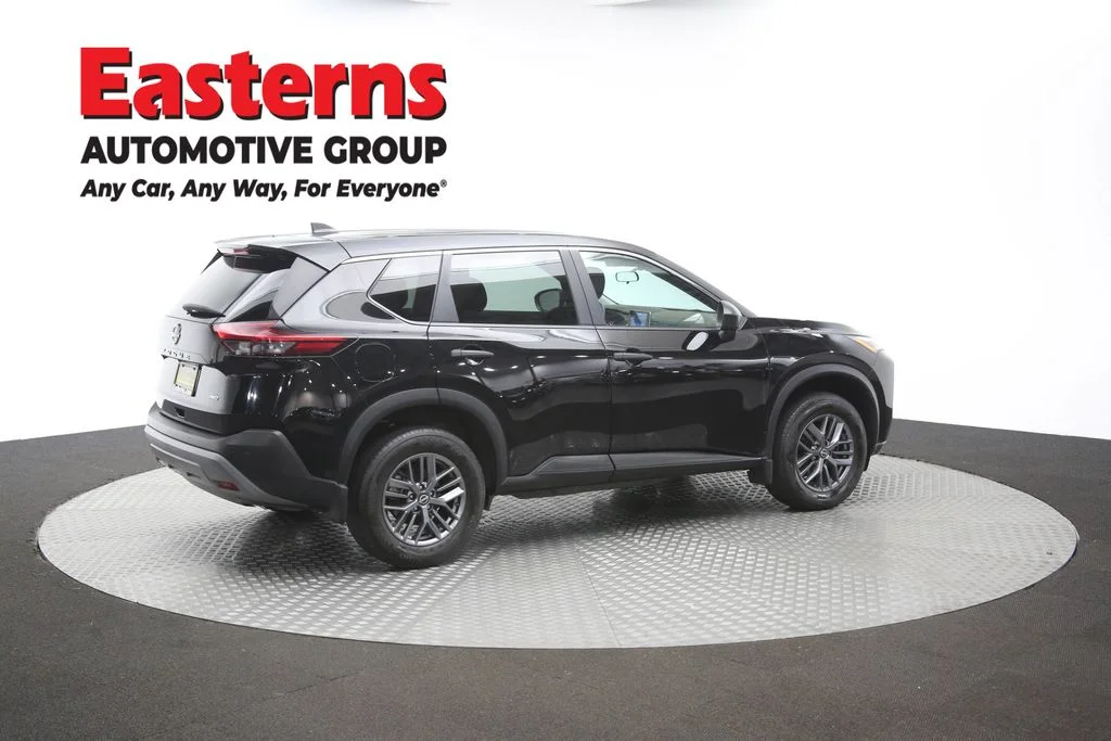 Used 2023 Black Nissan S image 41