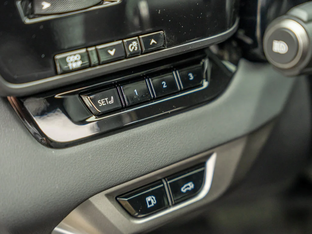 New 2026 Iridium Lexus PREMIUM PLUS image 26