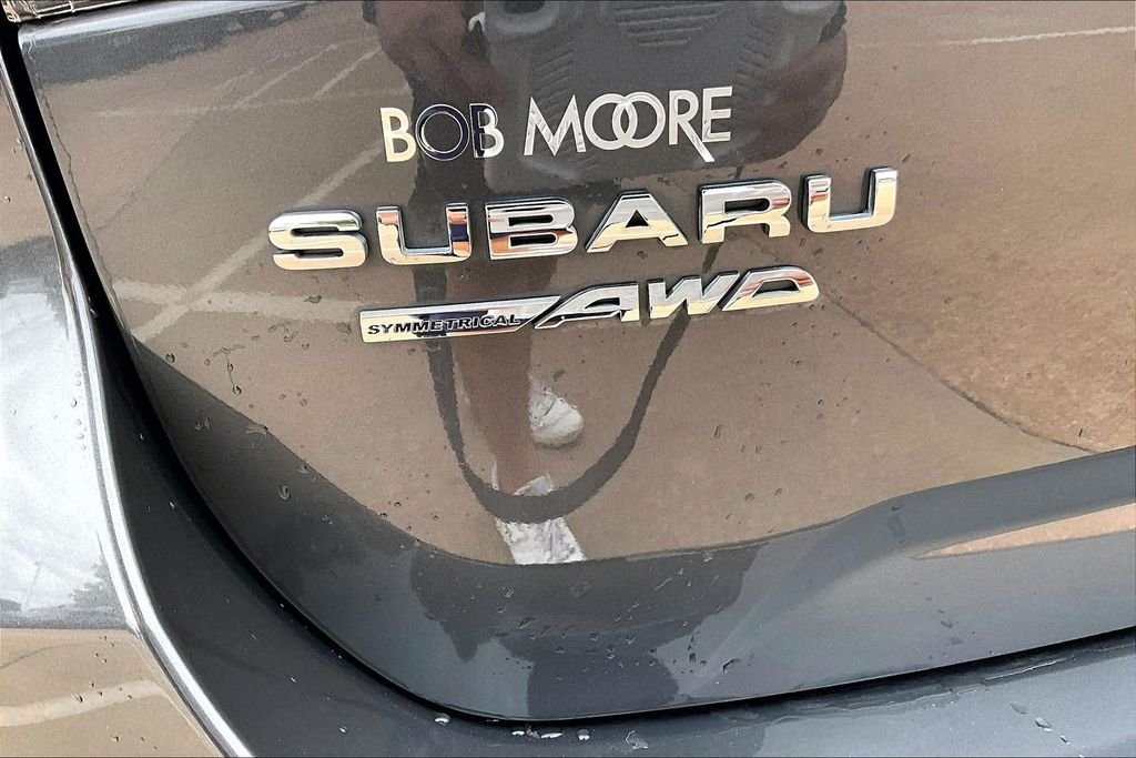 Used 2023 Gray Subaru Base image 33