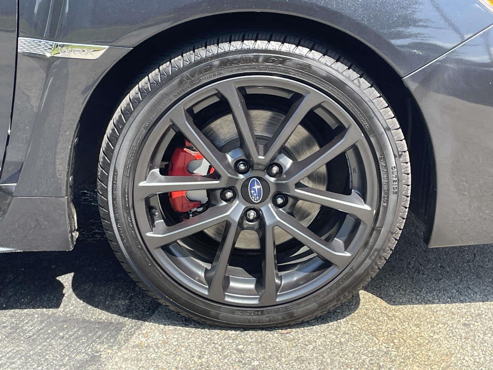 Used 2019 Dark Gray Metallic Subaru Premium image 14